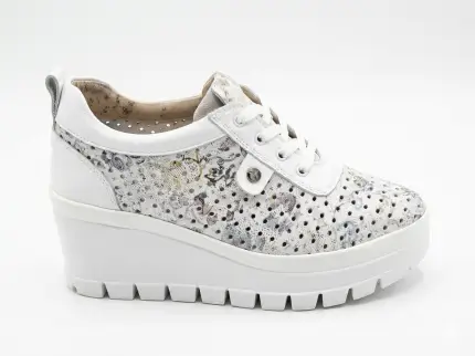 דגם:אדיר רוקי