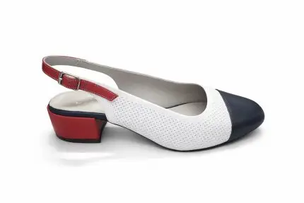 דגם נעלי בובה עקב